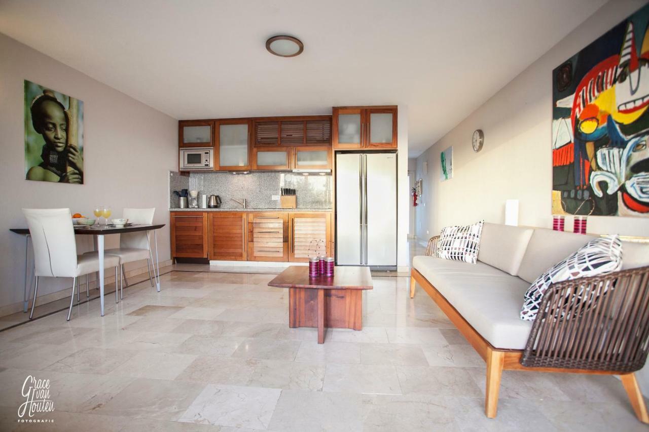 Bonaire Seaside Apartments Екстер'єр фото