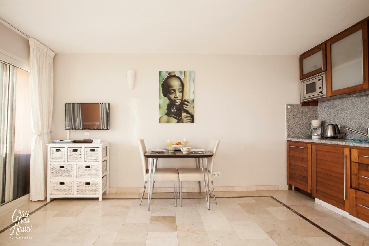 Bonaire Seaside Apartments Екстер'єр фото