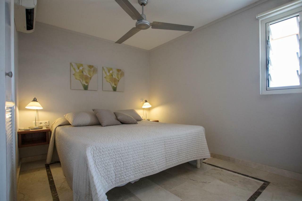 Bonaire Seaside Apartments Екстер'єр фото
