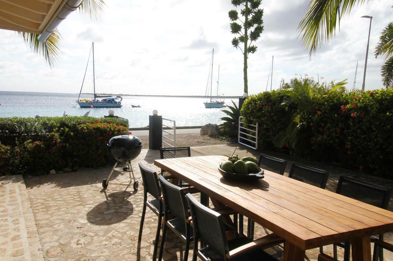 Bonaire Seaside Apartments Екстер'єр фото